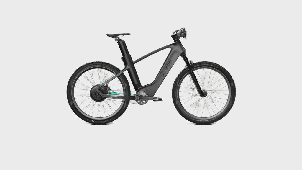Mercedes-AMG PETRONAS F1® Team Rallye Edition 750 Electric Bike